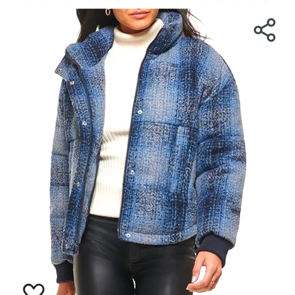 Levi's Jackets & Blazers - Levis cinched waist cropped jacket